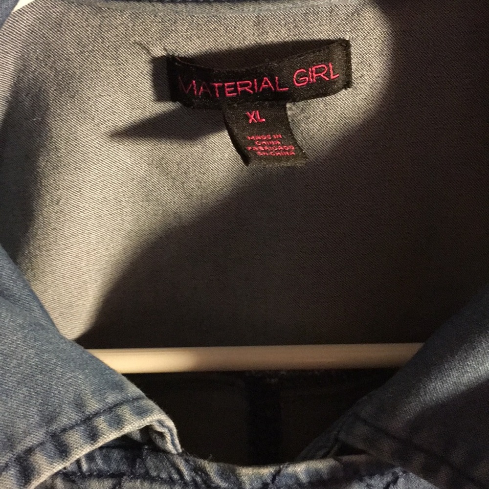Jean jacket - Picture 2 of 3